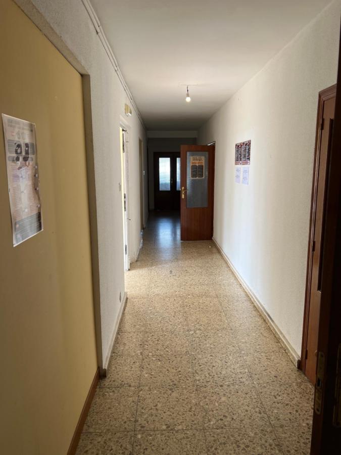 Хостел Albergue Municipal Сан-Мартин-дель-Камино Экстерьер фото